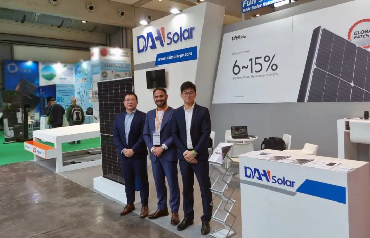 El módulo fotovoltaico de pantalla completa ha obtenido un gran éxito en Italia
