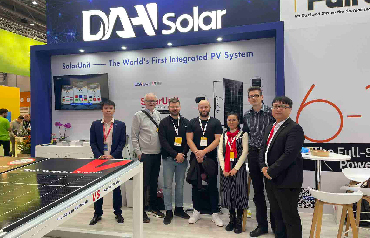 DAH Solar presentó SolarUnit y vuelve a presentar el módulo fotovoltaico de pantalla completa en la exposición fotovoltaica alemana