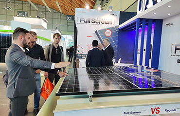 DAH Solar asiste al mercado fotovoltaico italiano a través de la innovación tecnológica